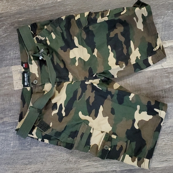 Echo Unlimited - Picture 1 of 4